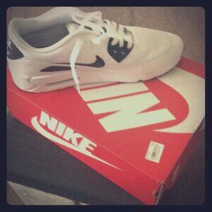 Nike air max 90 ultra 2.0 essential SIZE 11